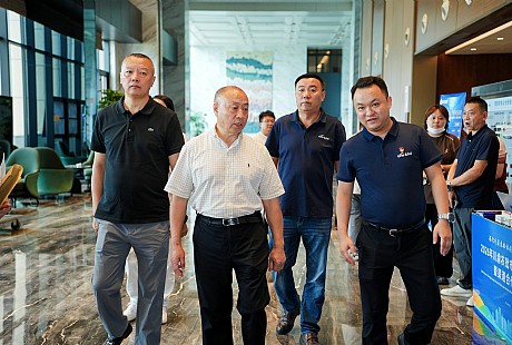 杨春轩出席2026年川渝农批市场联盟大会 